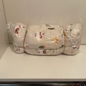 Super Soft Cream White Llama Print Blanket